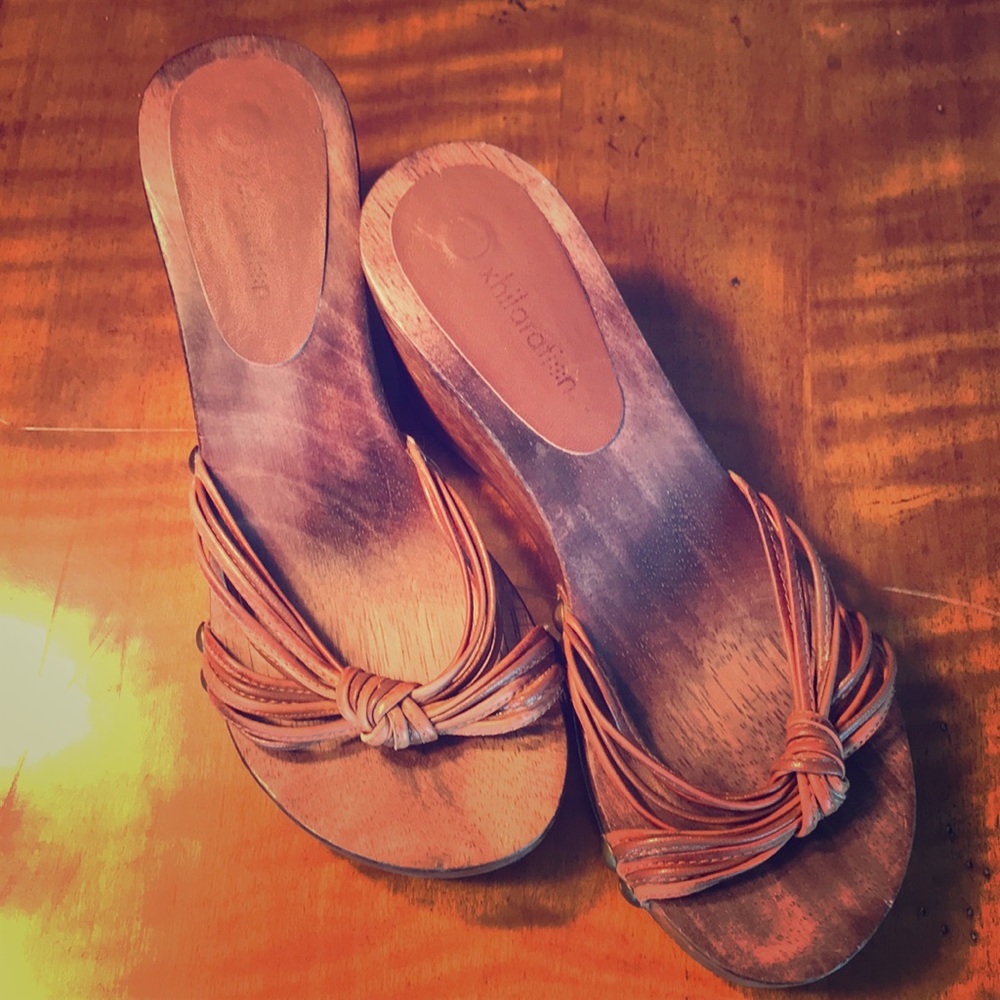 Xhilaration wood sandals